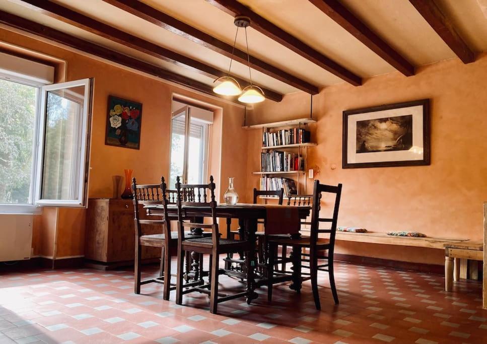 Maison De Campagne - La Belle Claudine Laruscade Bagian luar foto